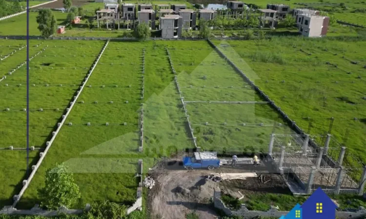 155متر زمین مسکونی سنددار در محله چاف